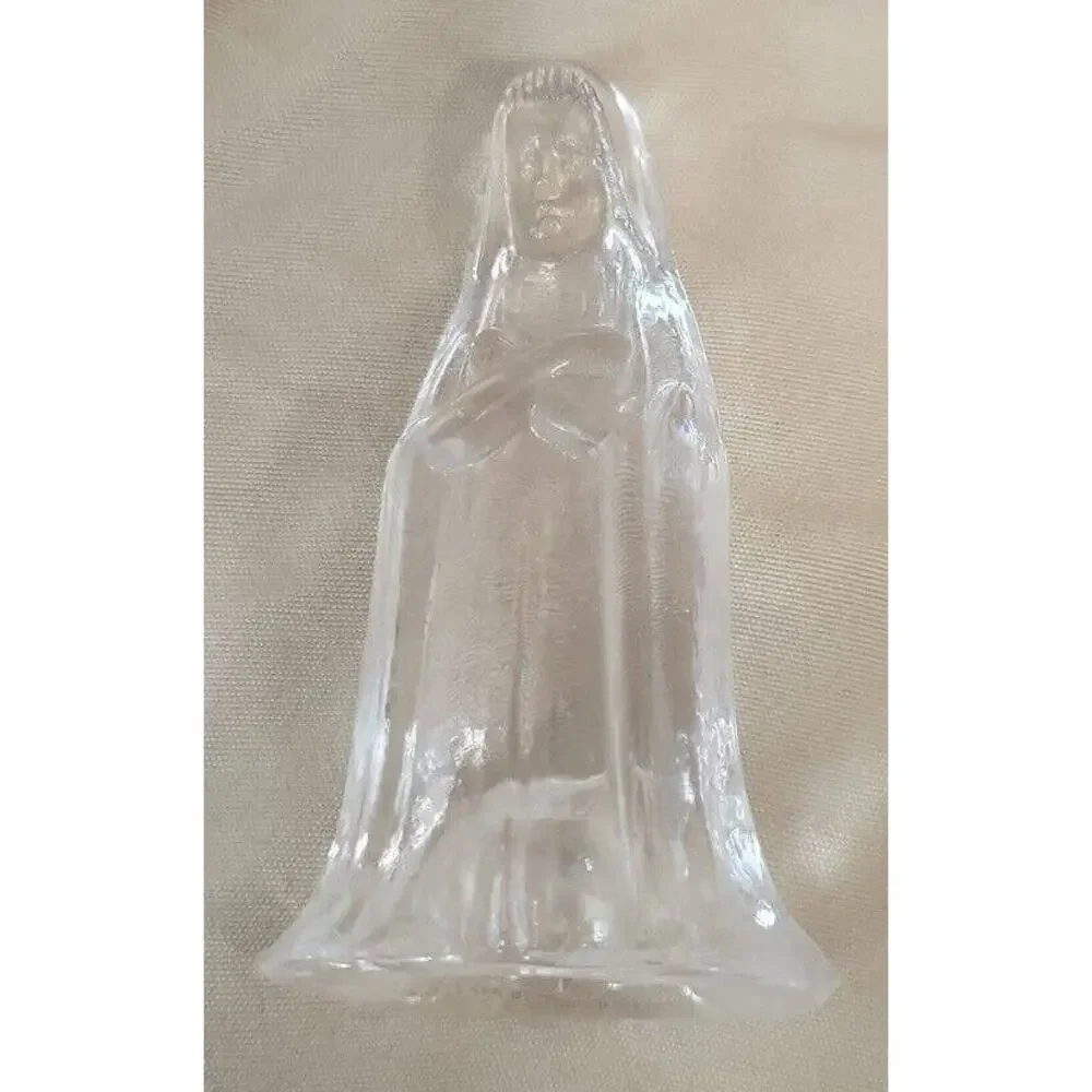 Source Unknown glass nativity